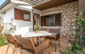 2 Bedroom Lovely Home In Cokuni